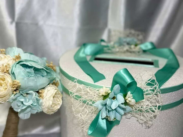 Булчински букет в тюркоазено и екрю 💚
