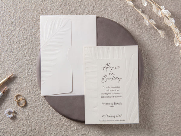 10592